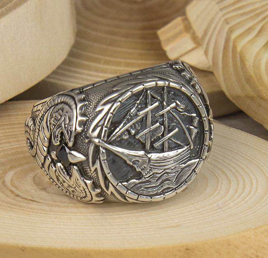 Creative Embossed Men's Rings On Sailboats